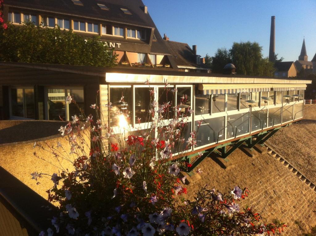 Hotel Les Ondines Les Hauts-d'Anjou Exterior foto